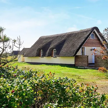Casa de Férias Two-bedroom Holiday In Svenshogen Ringkøbing