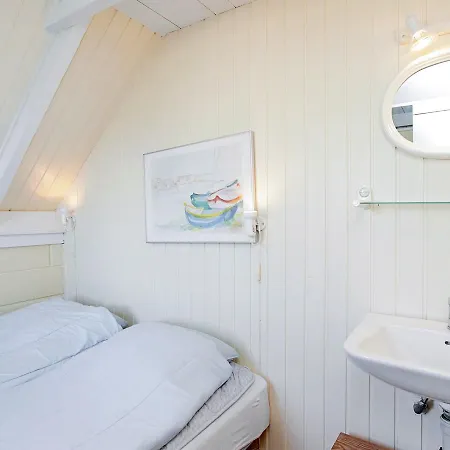 Two-bedroom Holiday In Svenshogen